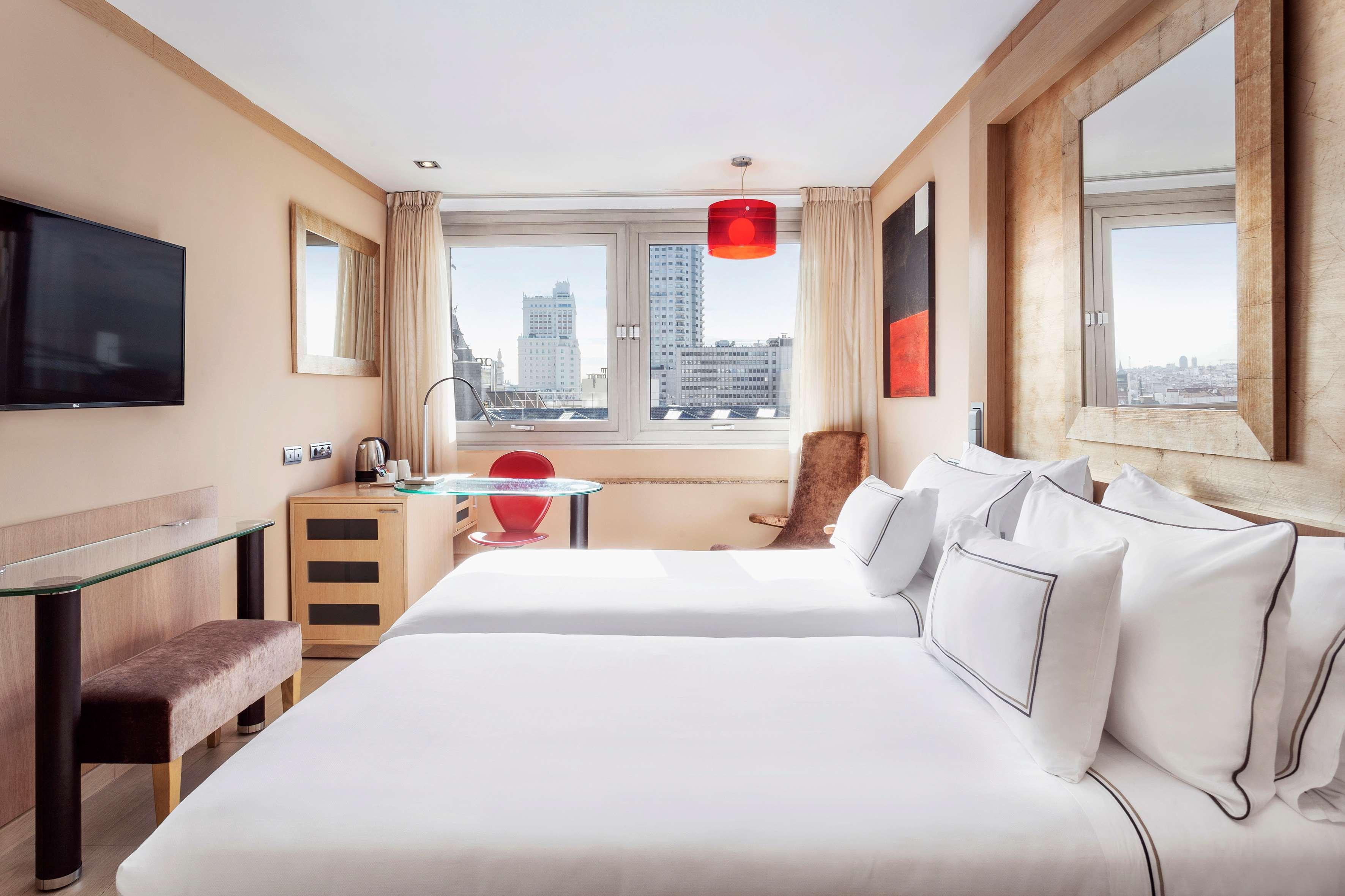 Melia Madrid Princesa Esterno foto