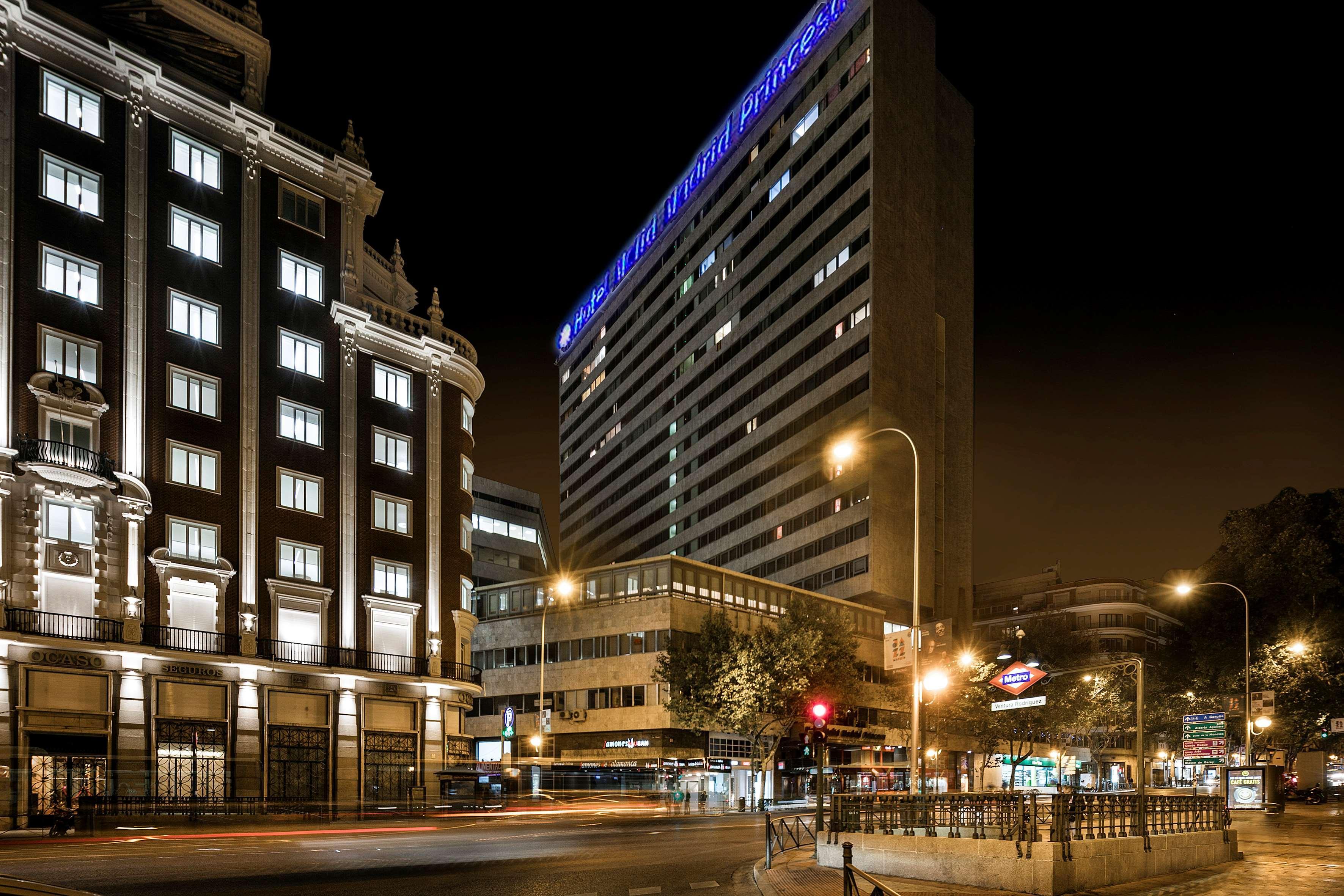 Melia Madrid Princesa Esterno foto